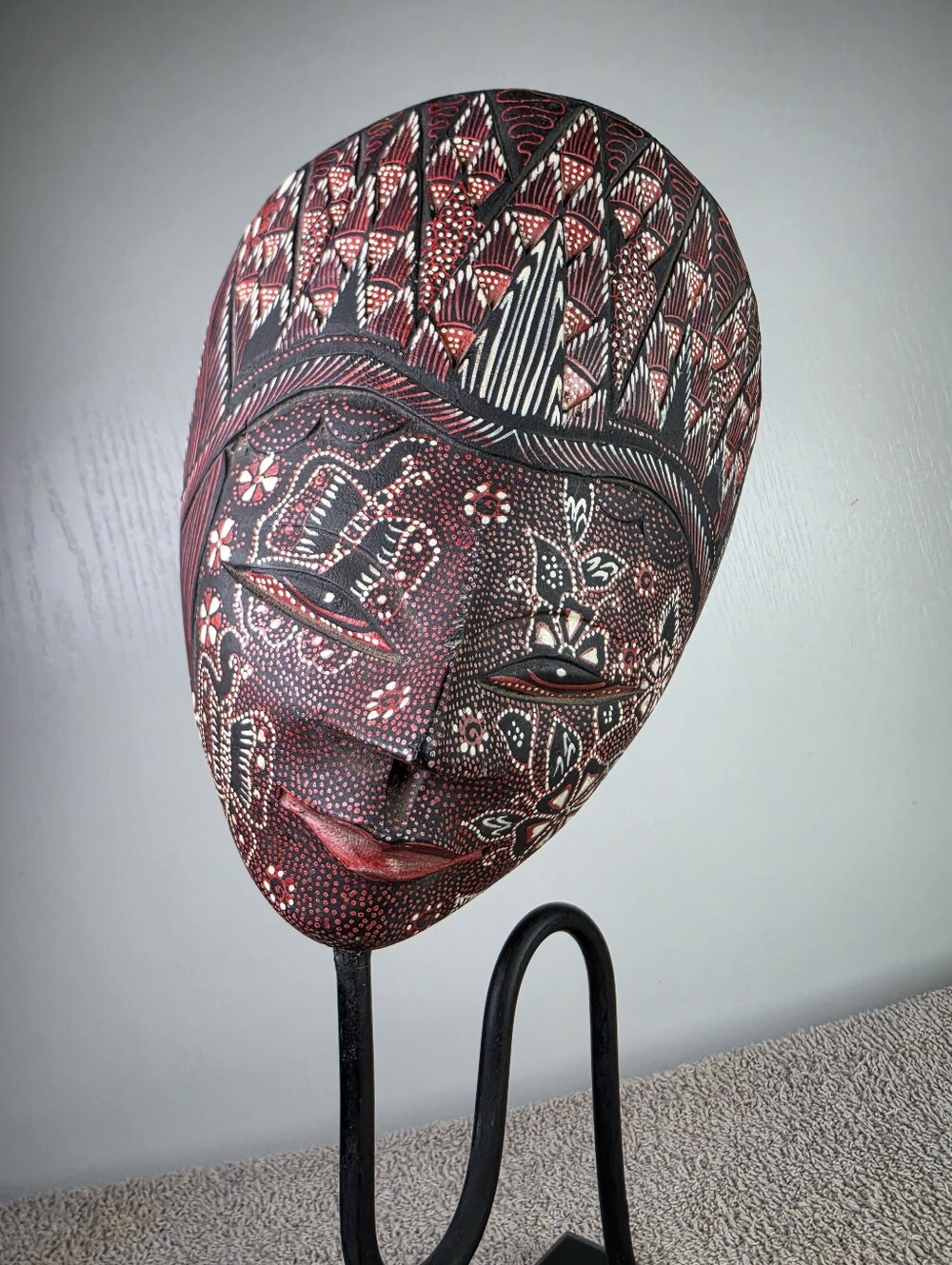 Decorative Red and Brown Hand-Painted Balinese/javanese Handcarved Batik  Mask - Picture 6 of 13